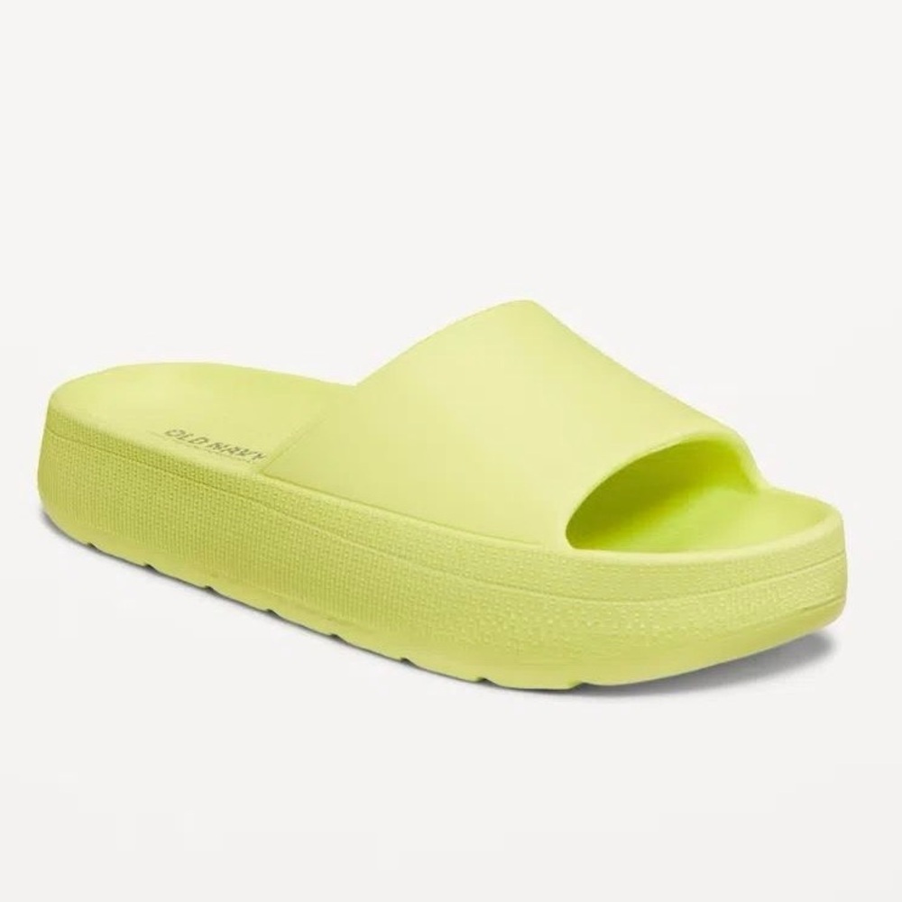 Old Navy Single-Strap Slide Sandal
Color: Citrine